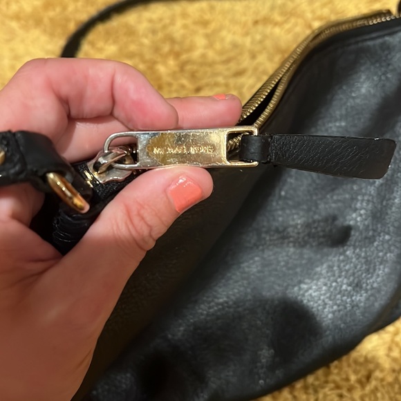 Michael Kors Black and Gold Pebbled Leather Crossbody - Picture 5 of 10